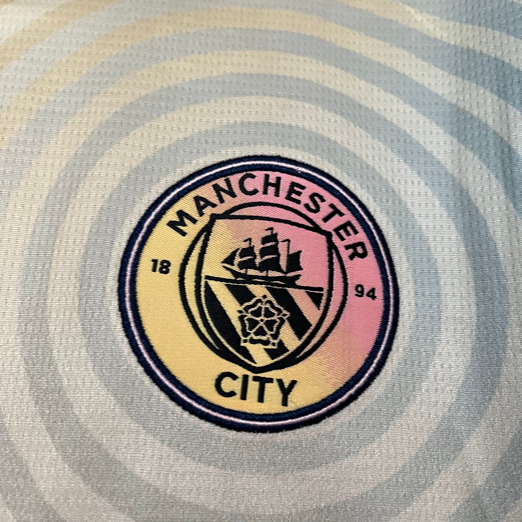 Manchester City 2024/25 Edição Especial Oasis