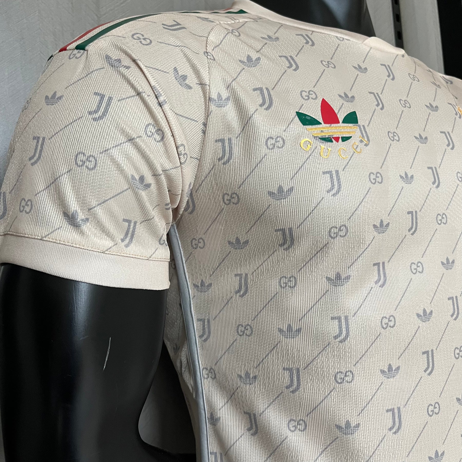 Camisa Juventus 2024/25 Gucci Versão Jogador