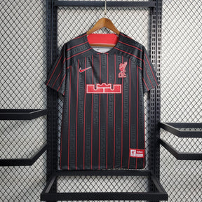 Camisa Liverpool x LeBron James 2023/24