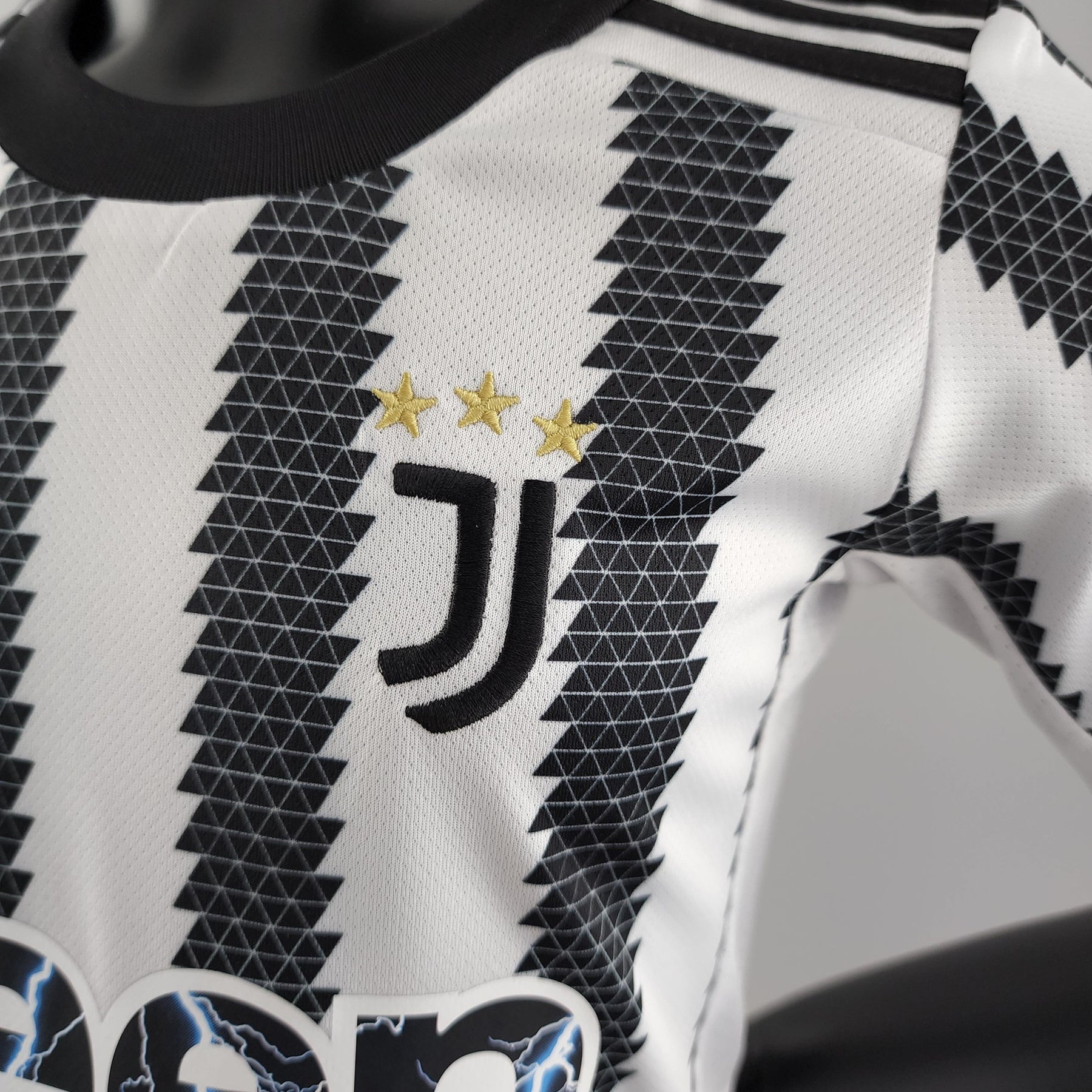 Conjunto Infantil Juventus 2022/23 - Home - ResPeita Sports 