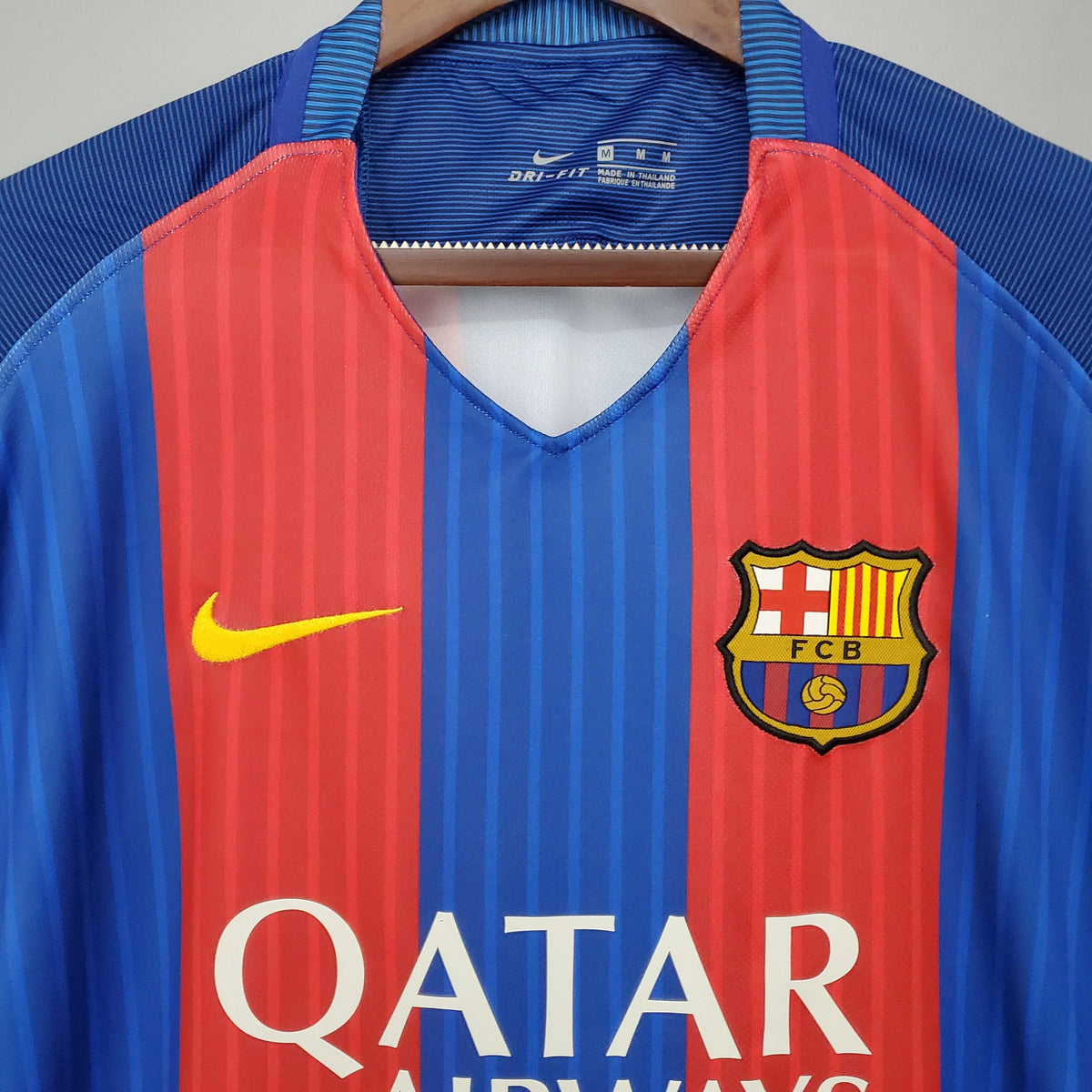 Camisa Retrô FC Barcelona 2016/17 Home - ResPeita Sports