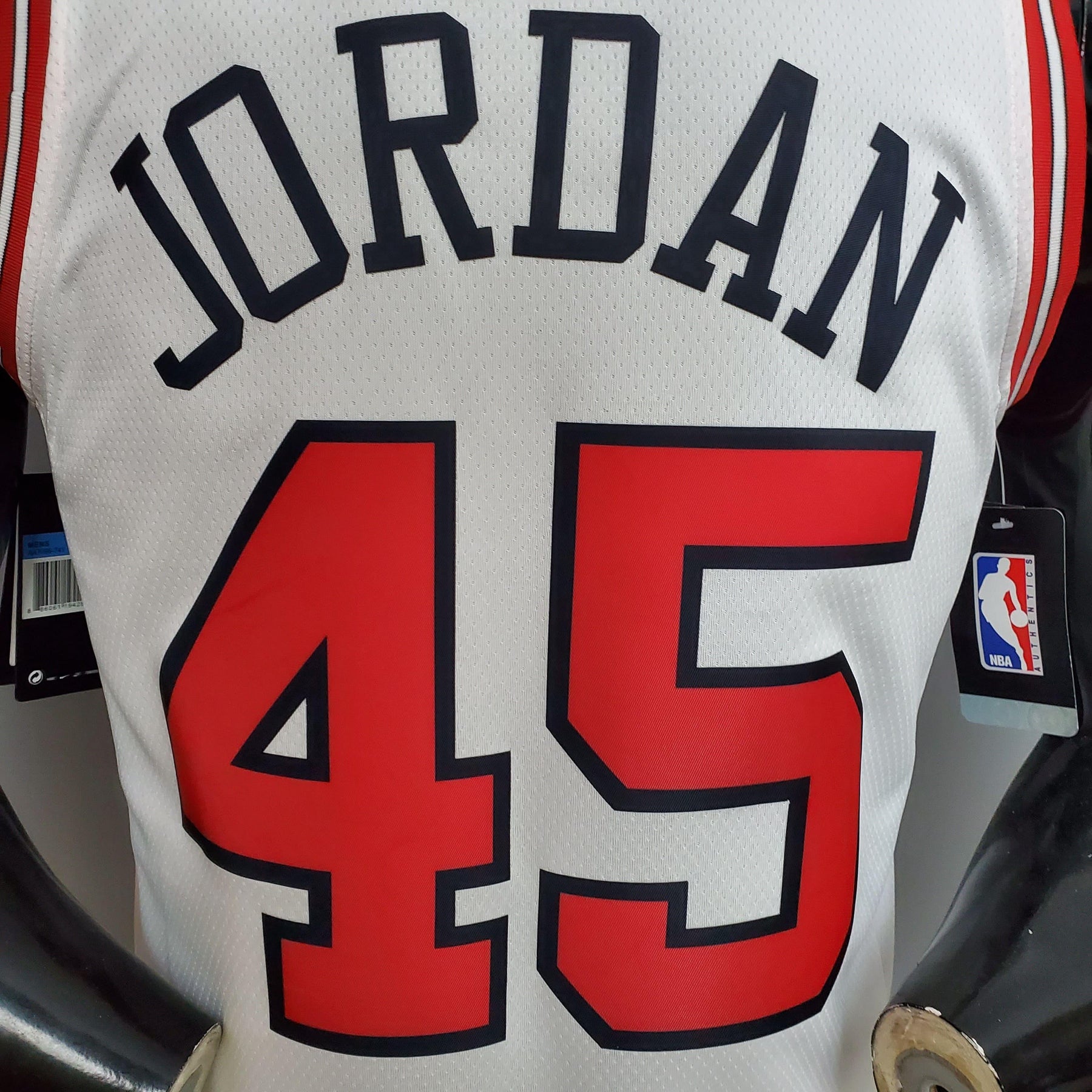 Regata NBA Chicago Bulls - Jordan #45 NCR White